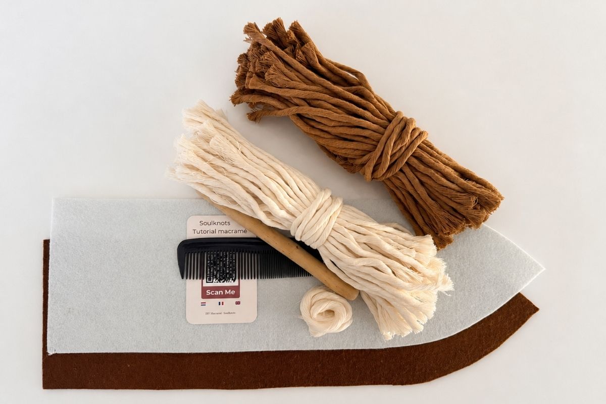 DIY Macramé XL duo van veren
